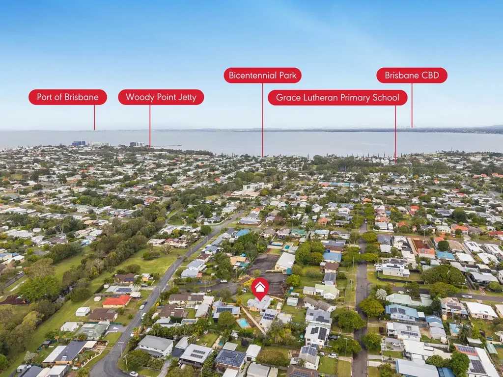 Clontarf 4غرفة نوم Dual-Living Potential on a Huge 920m2 Block!