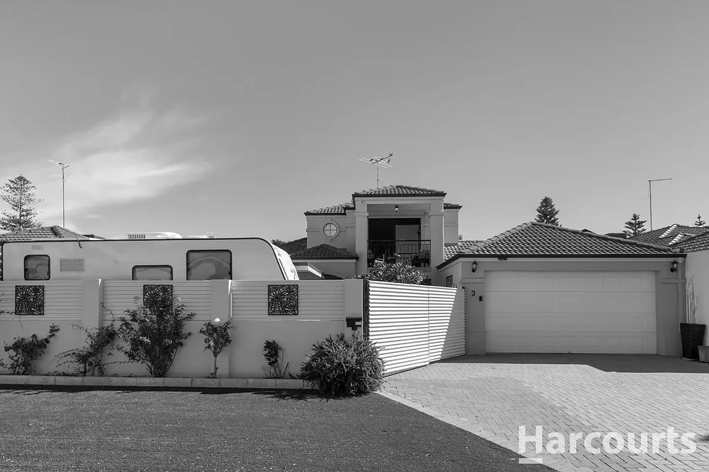 3 Rialto Place, Halls Head, WA 6210