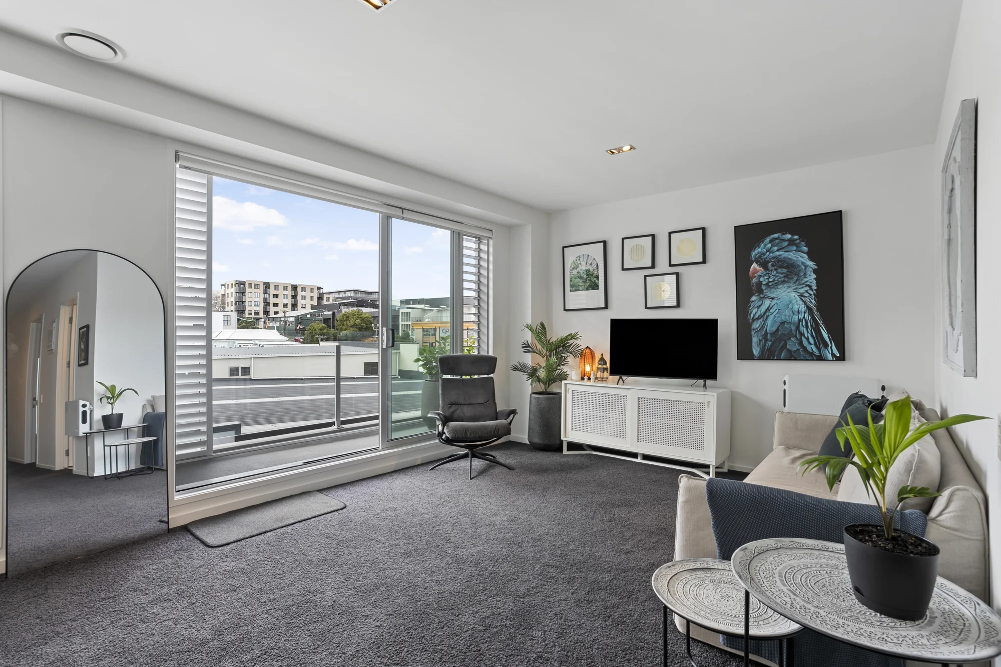 Grey Lynn 2Zimmer SELLING NOW!