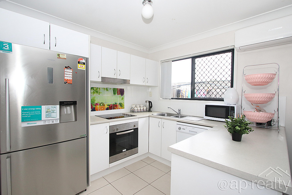 2 SIENNA ST, ELLEN GROVE QLD 4078, 0 rūma, 0 rūma horoi, Townhouse