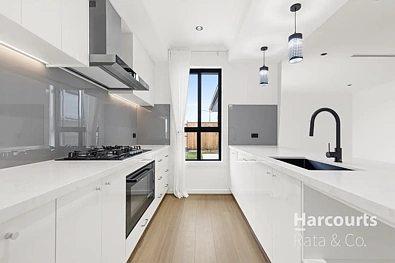 32 Romanesque Drive, Deanside, VIC 3336, 4房, 3浴, House
