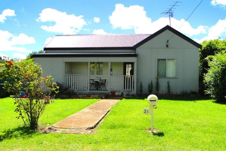 21 PRISK ST, GUYRA NSW 2365, 0 Kuwarto, 0 Banyo, House