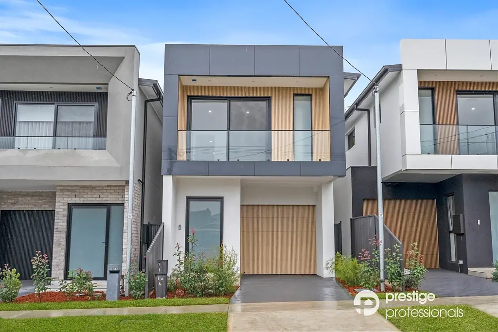 Modern 5 Bedroom Home!