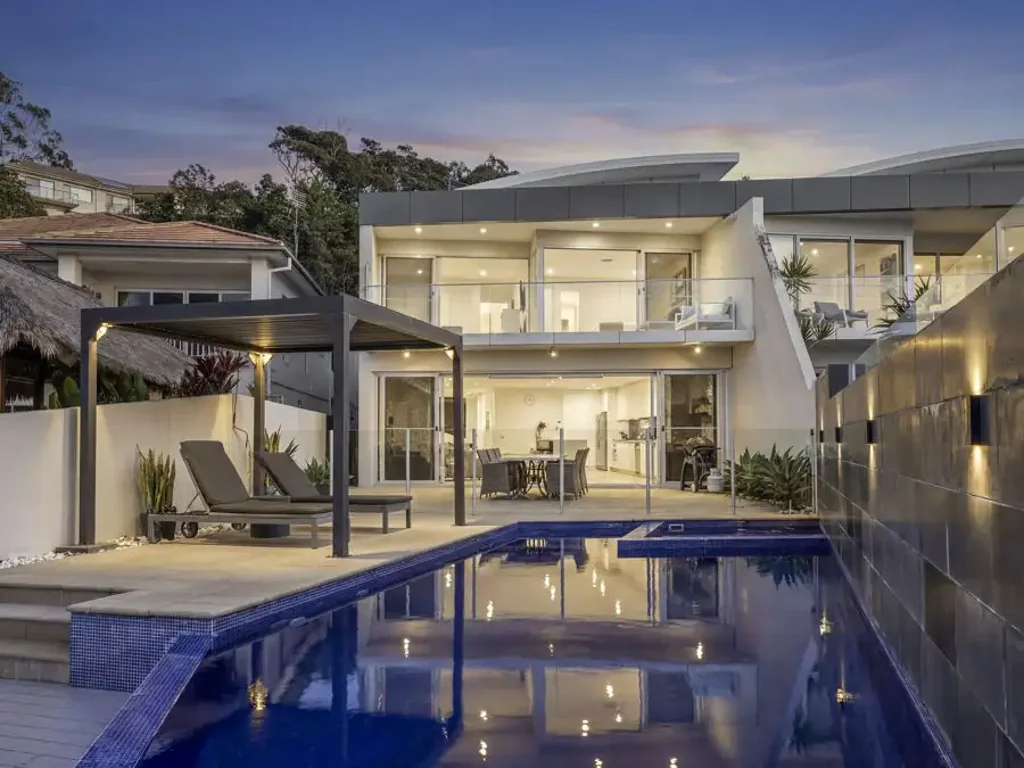 Sapphire Beach 5房  Exclusive Boutique Beachfront Home...