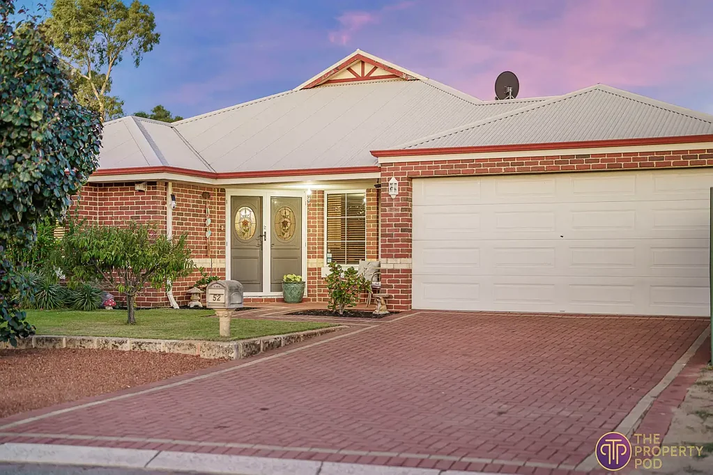 52 Maamba Road, Wattle Grove, WA 6107