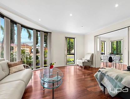 1 Lewis Avenue, Burnside, VIC 3023, 4房, 2浴, 独立屋