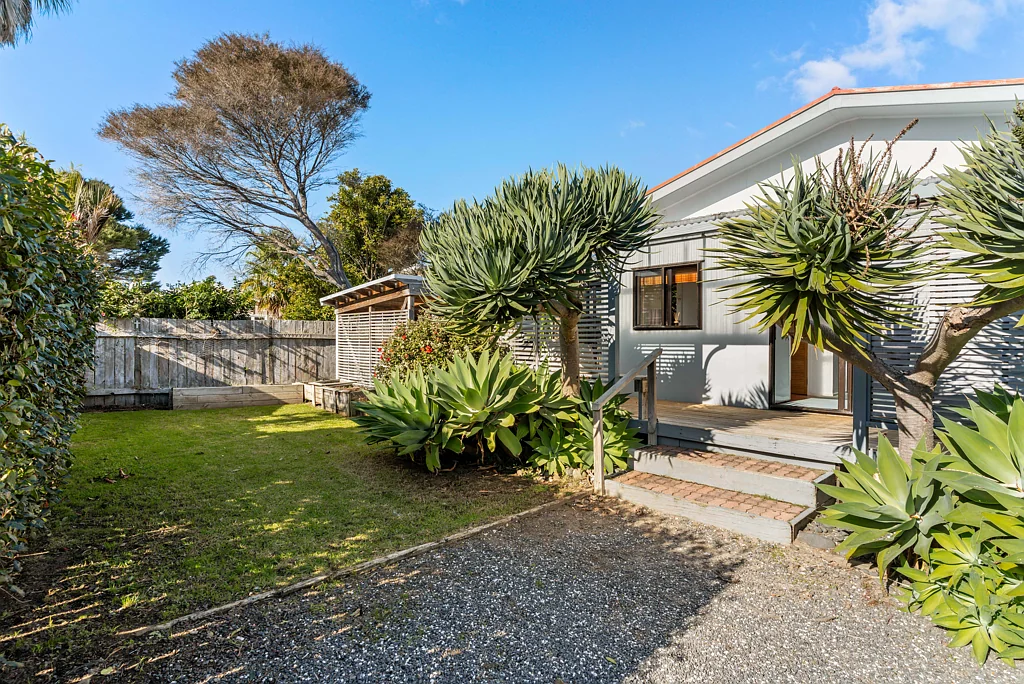 Whangamata 2Moenga Break into the market - Priced dropped $20K