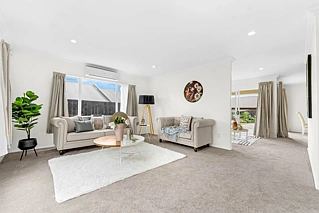 3 Lake Panorama Drive, Henderson, Waitakere City