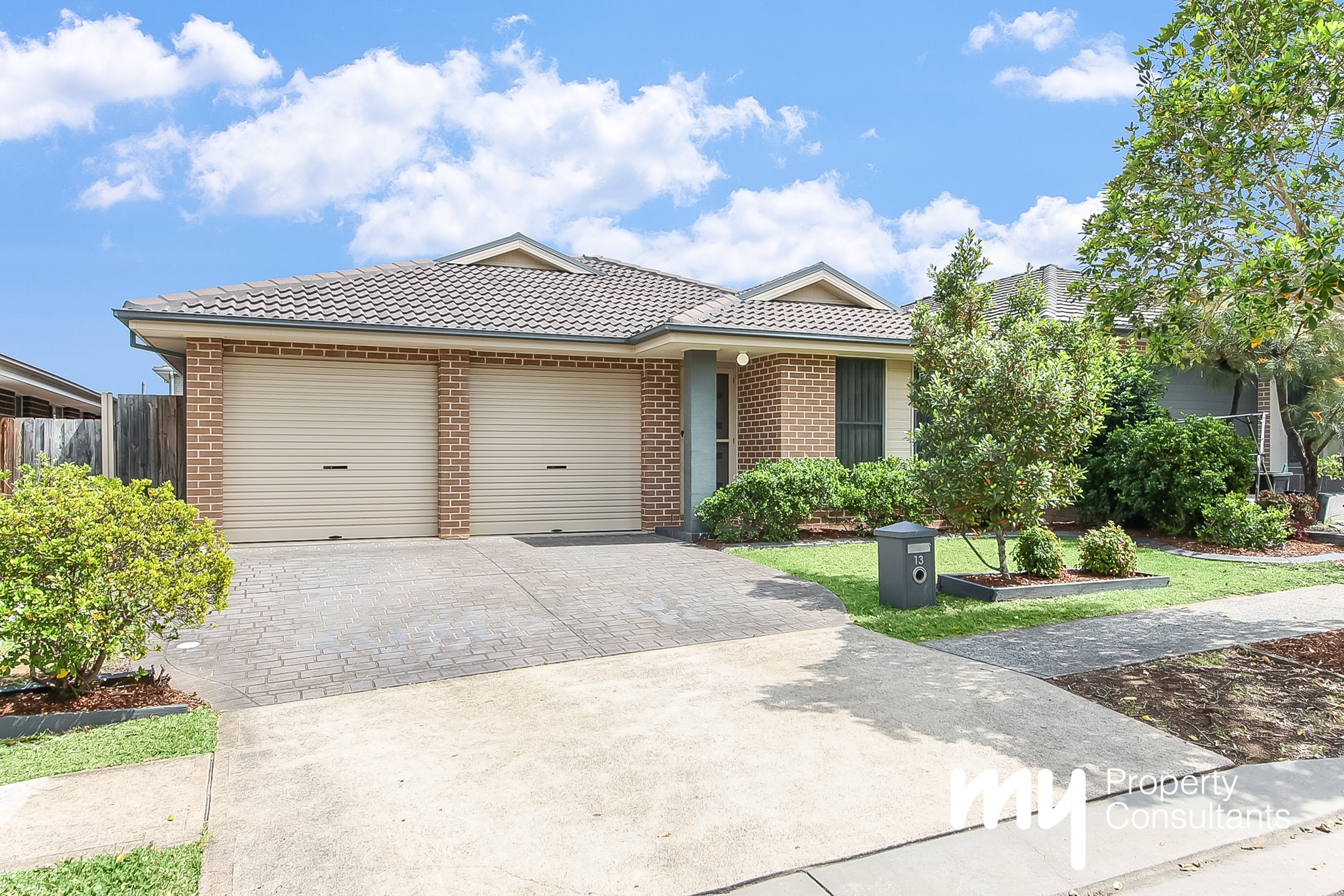 13 FURY ST, ORAN PARK NSW 2570, 0房, 0浴, House