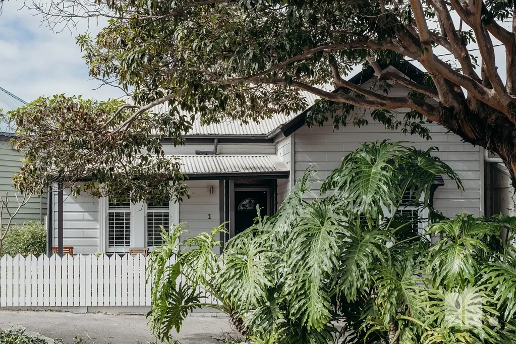 1 Bruce Street, Cooks Hill, NSW 2300