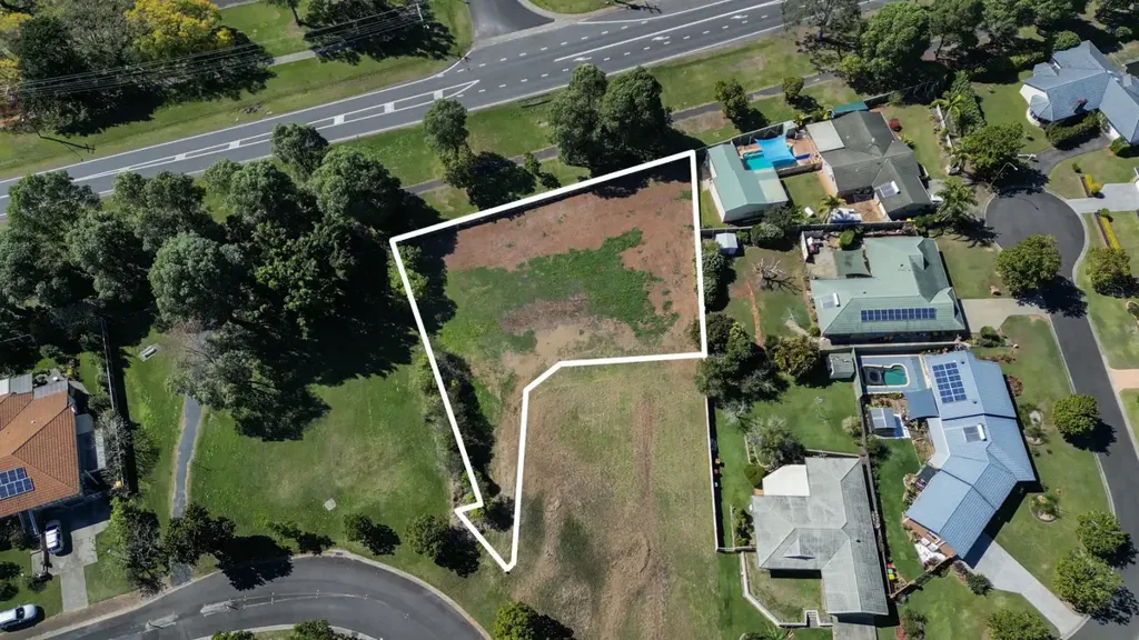 Junction Hill HUGE HOMESITE RIGHT IN JUNCTION HILL