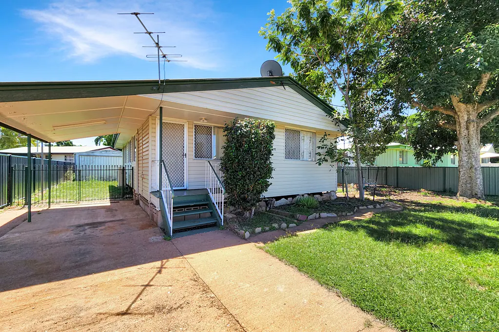 Mount Isa 3 Bedroom Home Sweet Home.