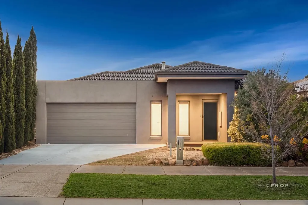Point Cook 4 Slaapkamer A Warm & Spacious Family Retreat in the Featherbrook School Zone