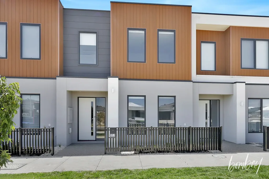 Brand New Three-Bedroom Townhouse in Mickleham