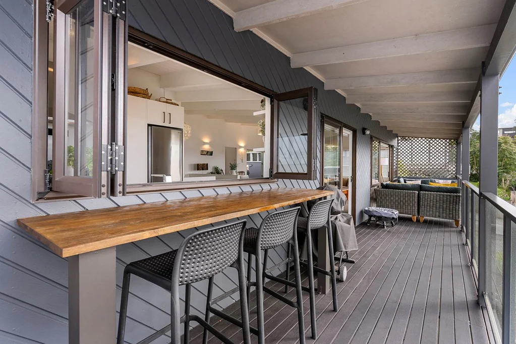 Stanmore Bay 3房  Sea Views & Prime Location!