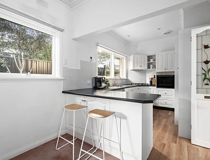 1/65 Wattle Valley Road, Canterbury, Inner East Melbourne, 2 Bedrooms, 1 Bathrooms, Unit