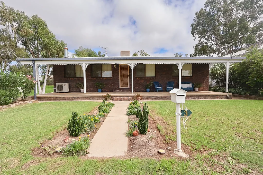 3 Hawthorne Street, Roma, QLD 4455