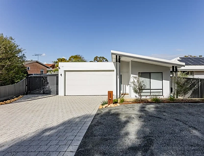 1A Treeby St, Coolbellup, South West Perth, 4 રૂમ, 2 બાથરૂમ, House