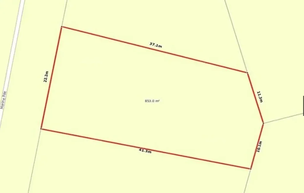 Bowen  Situated within Whitsunday Paradise Estate this massive block of land has endless possibilities.