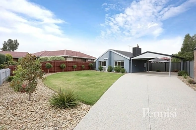 2 Owen Close, Keilor Downs, VIC 3038, 4 침실, 2 욕실, House