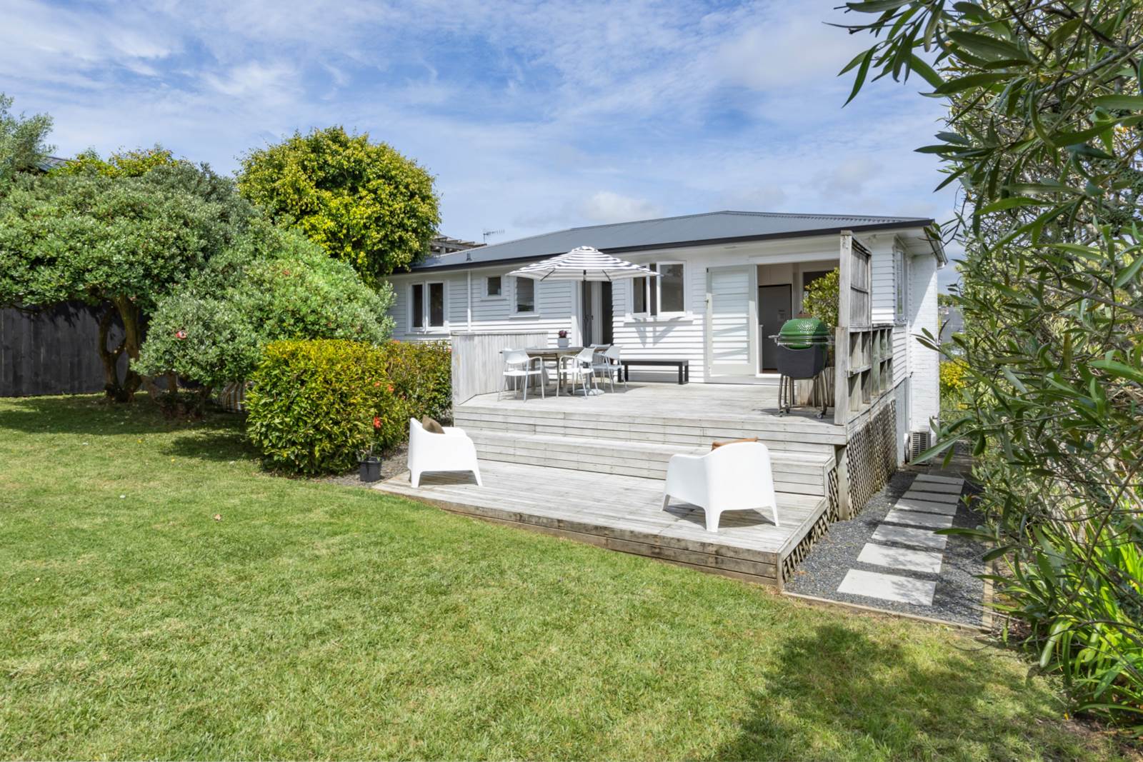 13 Blease Street, New Lynn, Auckland - Waitakere, 3 ਕਮਰੇ, 0 ਬਾਥਰੂਮ, House