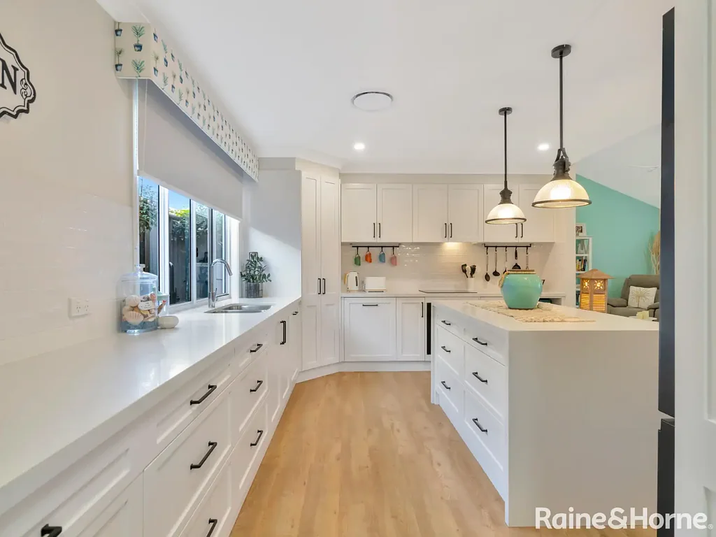 Yamba 3Zimmer Modern, Coastal Over 55's Living At It's Best!