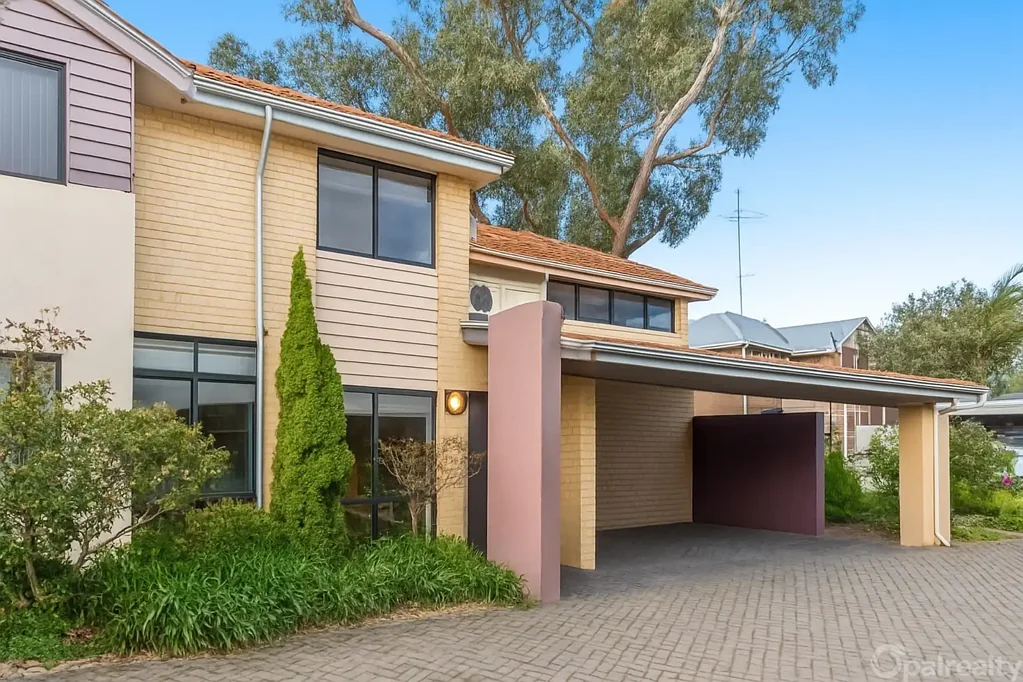 7/1 Mariners Cove Drive, Dudley Park, WA 6210