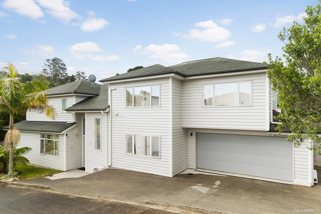 684 Beach Road, Browns Bay, North Shore City, Auckland