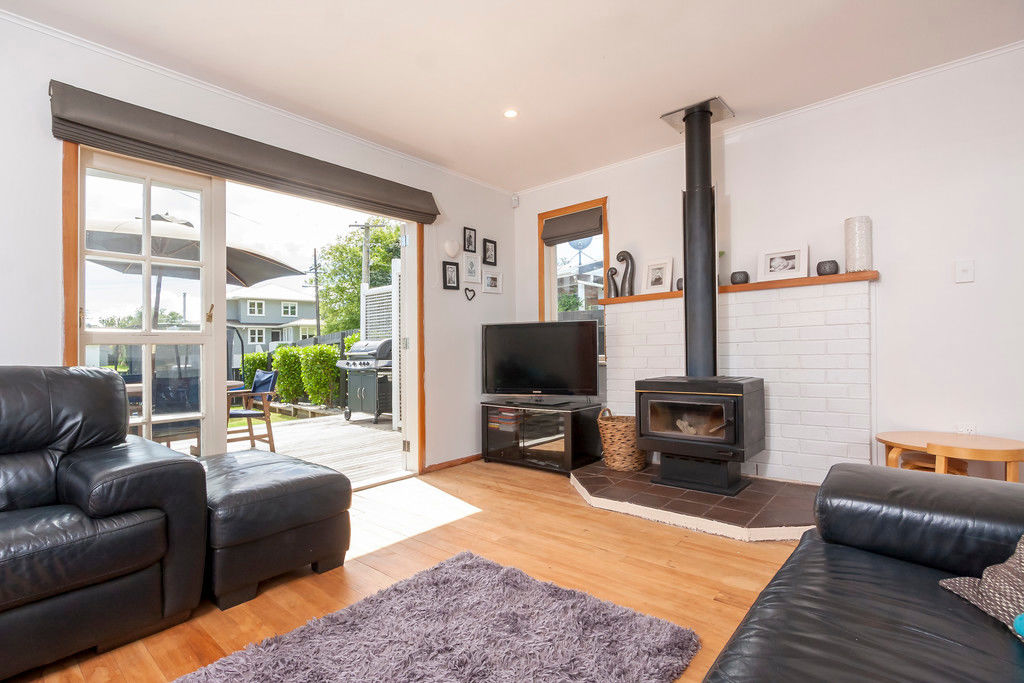 1/10 Bledisloe Street, Cockle Bay, Auckland - Manukau, 3 chambres, 1 salles de bain