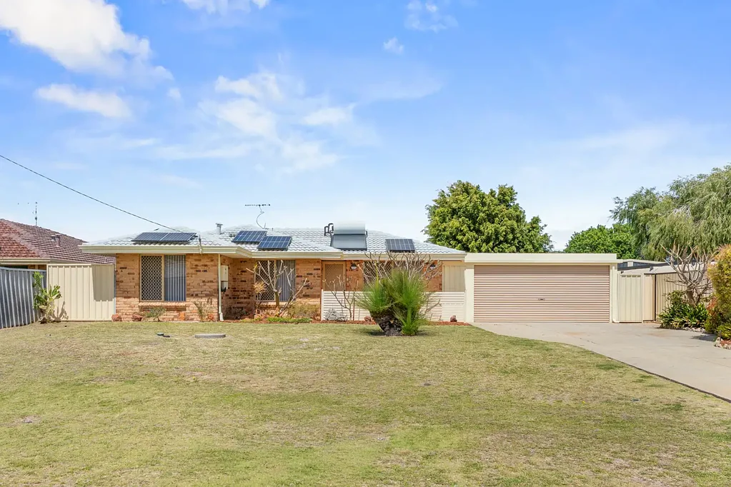 3 Tay Court, Cooloongup, WA 6168