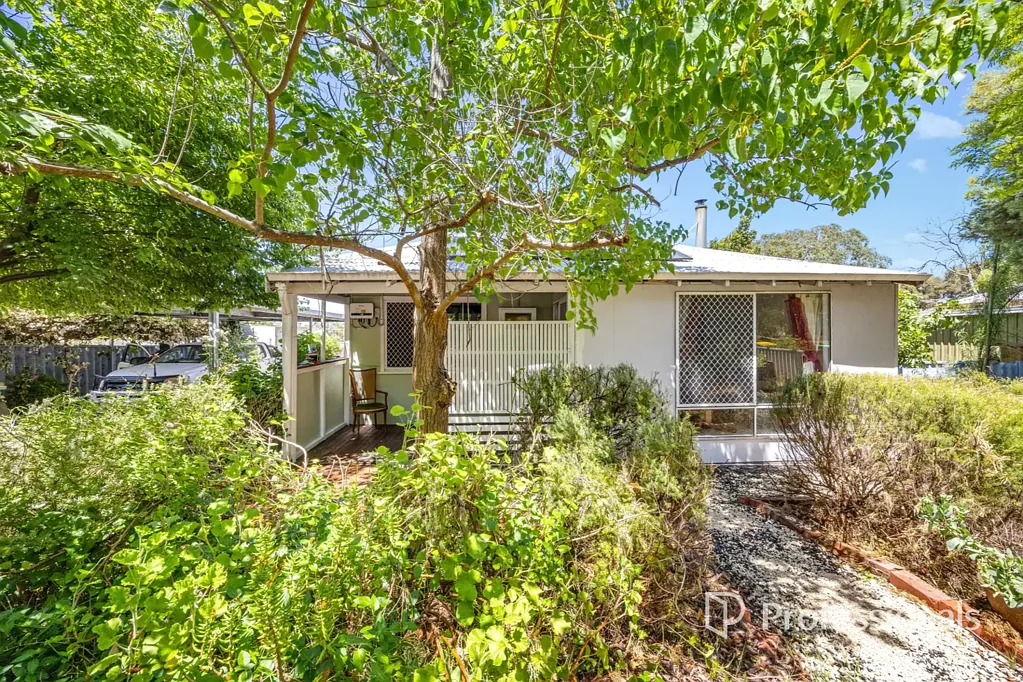 61 Mckinley Street, Collie, WA 6225