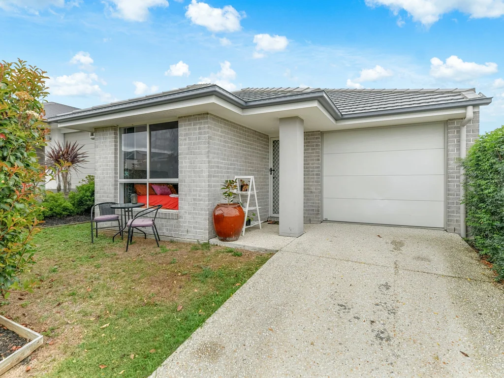 21 Elizabeth Street, Flagstone, QLD 4280