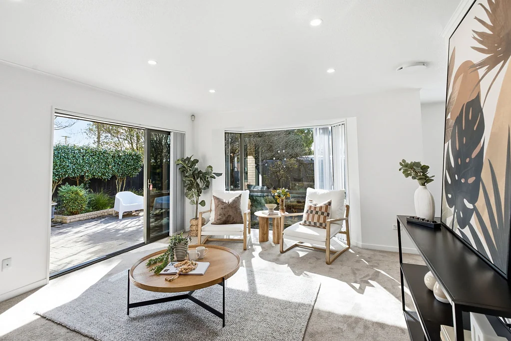 Somerfield 3ਬੈੱਡਰੂਮ Sunshine, Seclusion & Seriously Selling!