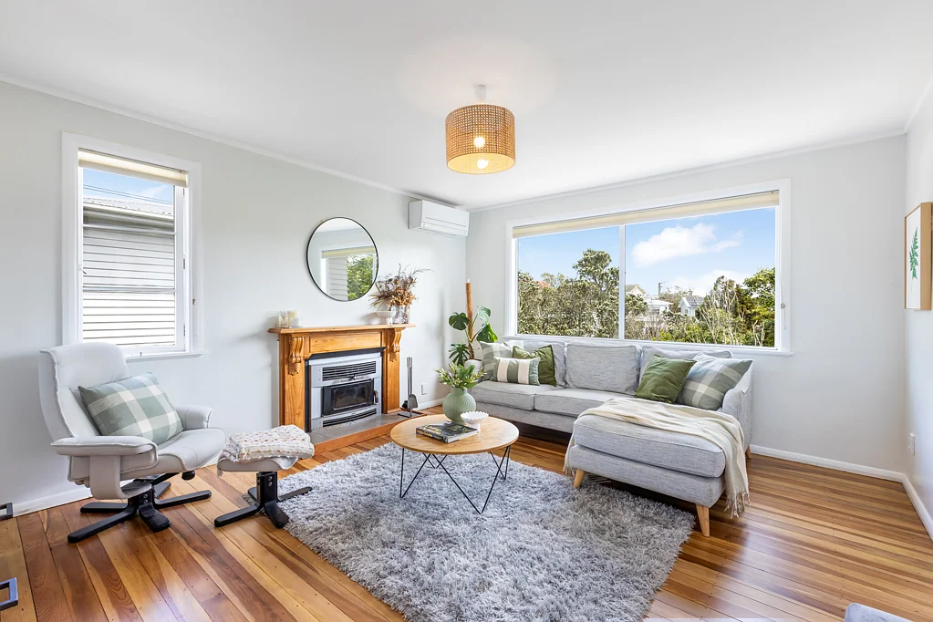 Newlands 2ਬੈੱਡਰੂਮ Freehold Standalone? 2-Bedroom? That's Right!