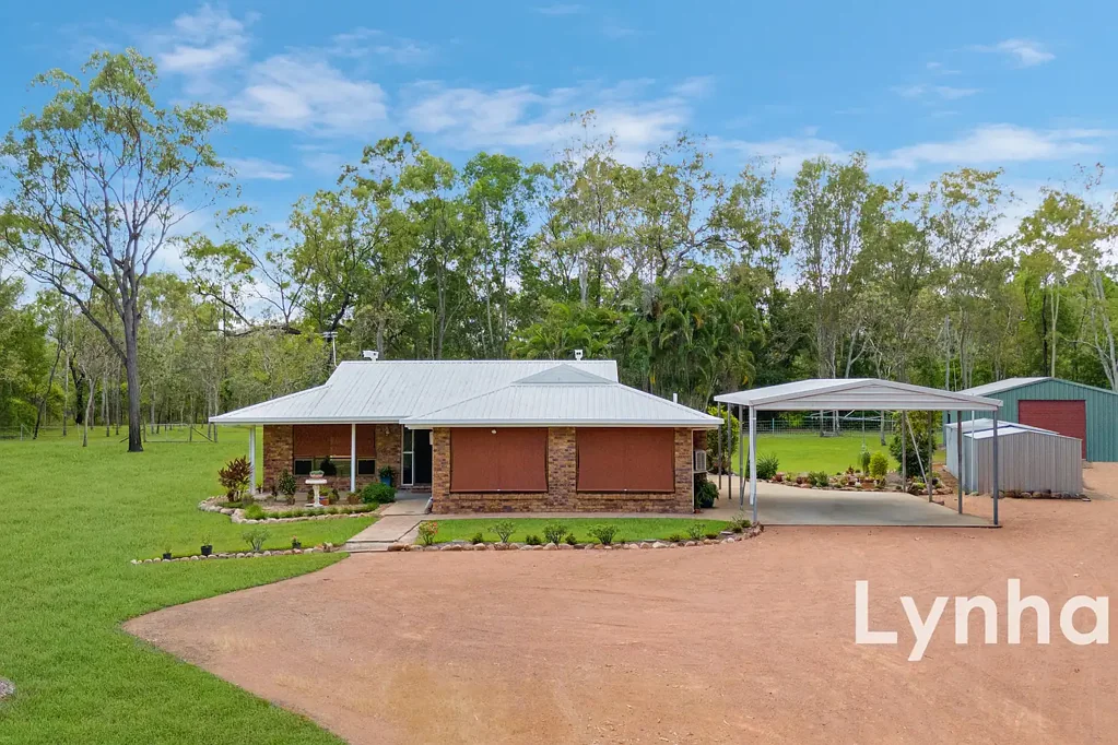 9 Grey Boots Circuit, Kelso, QLD 4815