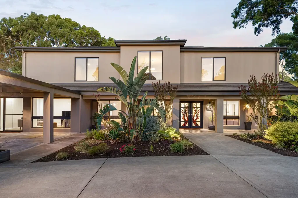 10 Baroota Avenue, Rostrevor, SA 5073