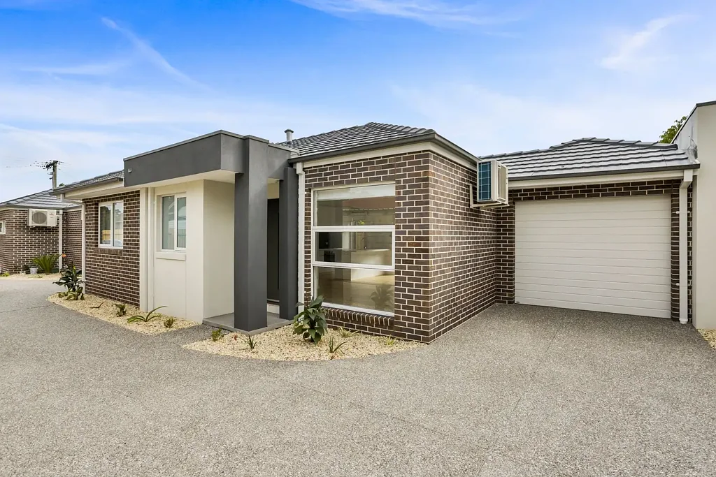 Rosebud 2 Bedroom Modern Coastal Living with Strong Investment Appeal