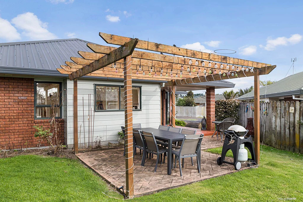 Waiuku 3Habitaciones Easy-Care Living or Smart Investing