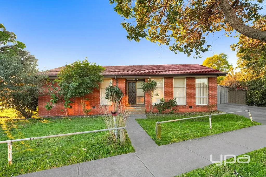Coolaroo 3 Slaapkamer Prime 602m² Opportunity in the Heart of Coolaroo