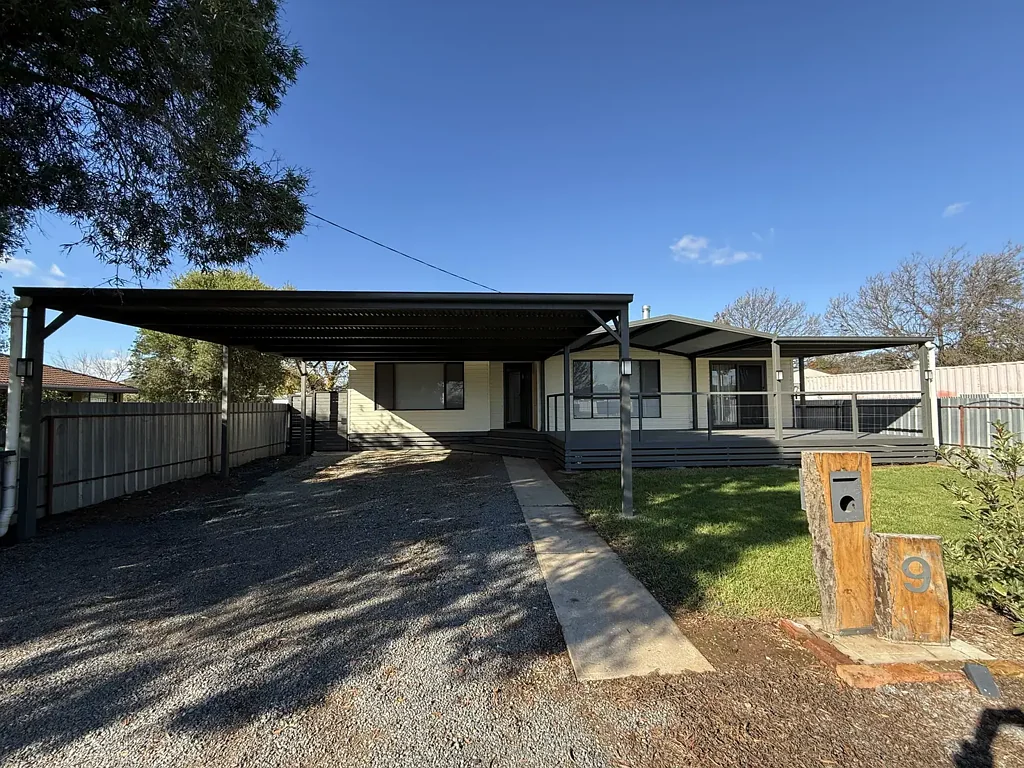 9 Hayes Street, Lockhart, NSW 2656, 3 Bedrooms, 1 Bathrooms, House