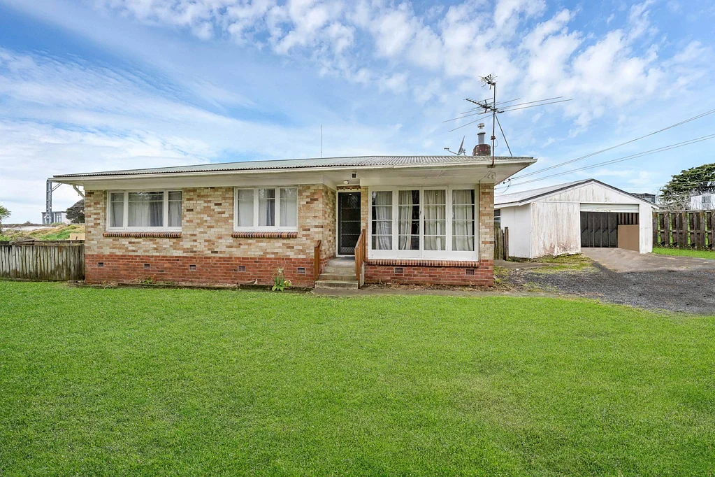 Papatoetoe 3कमरा Develop, Invest or Make It Home!