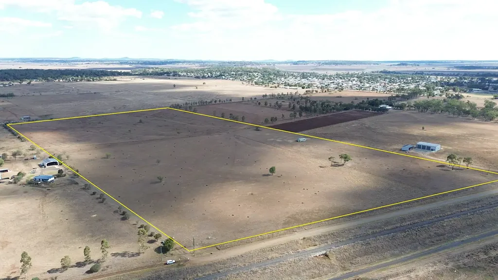 Oakey Opportunity For Lifestyle or Investment