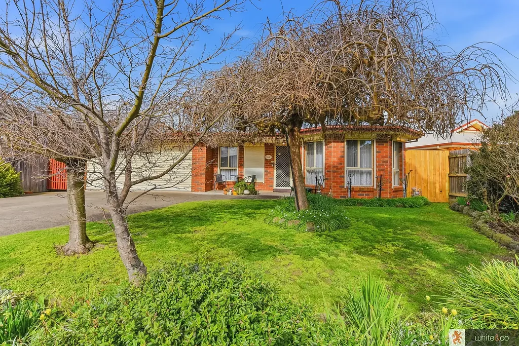 Whittlesea 3房  Lovely 3 bedroom home with beautiful outlook towards Great Dividing Range.