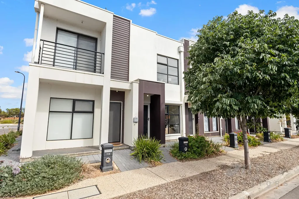 112 Stallion Drive, St Clair, SA 5011