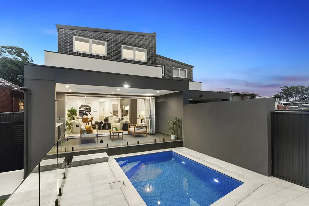 Premium Duplex Offering Space, Style & Convenience