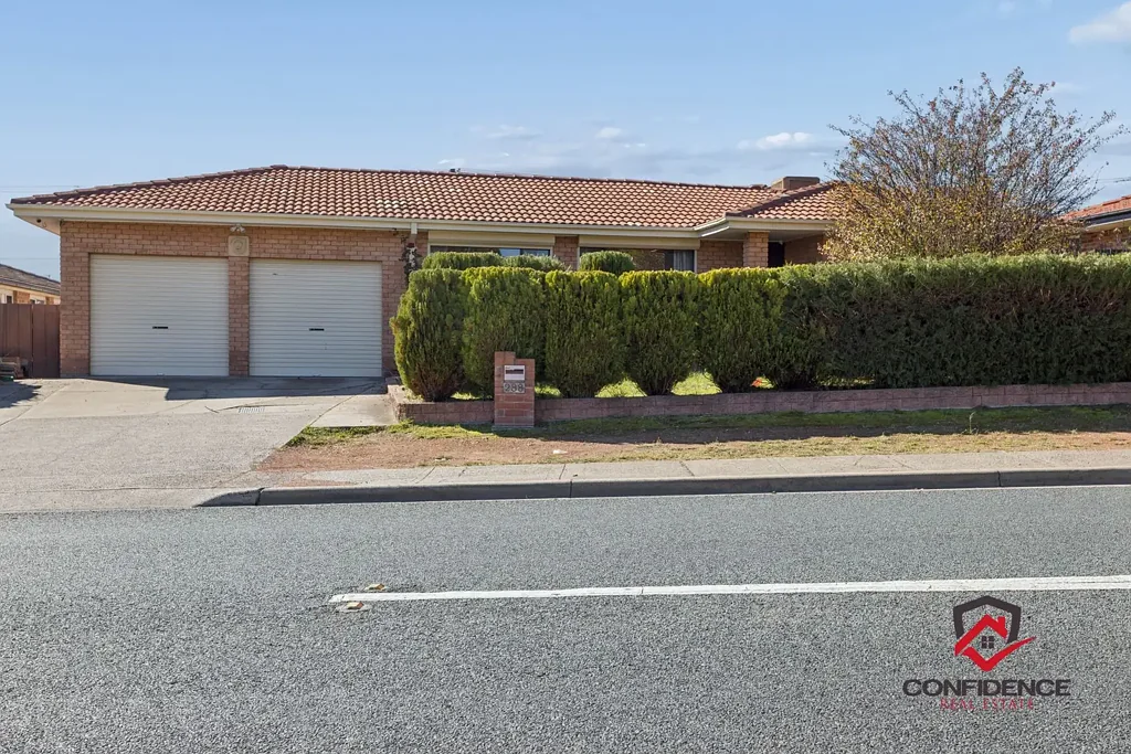 Gilmore 4 Bedroom Expansive Family Living with Renovated Comfort & Unrivalled Workshop Space