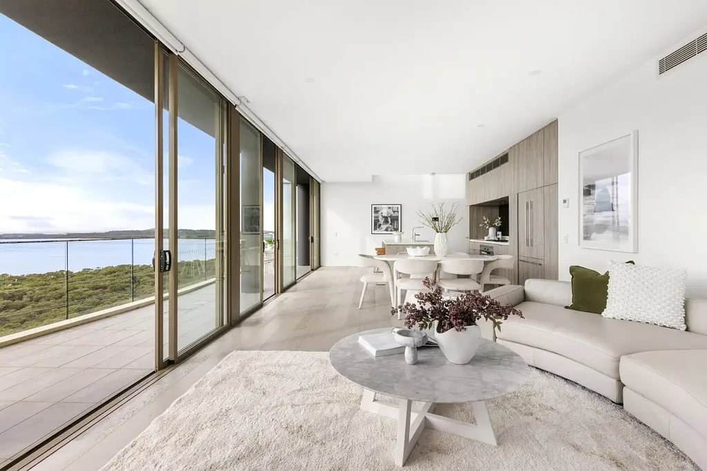 Sky-High Luxury with Unrivalled Panoramic Views