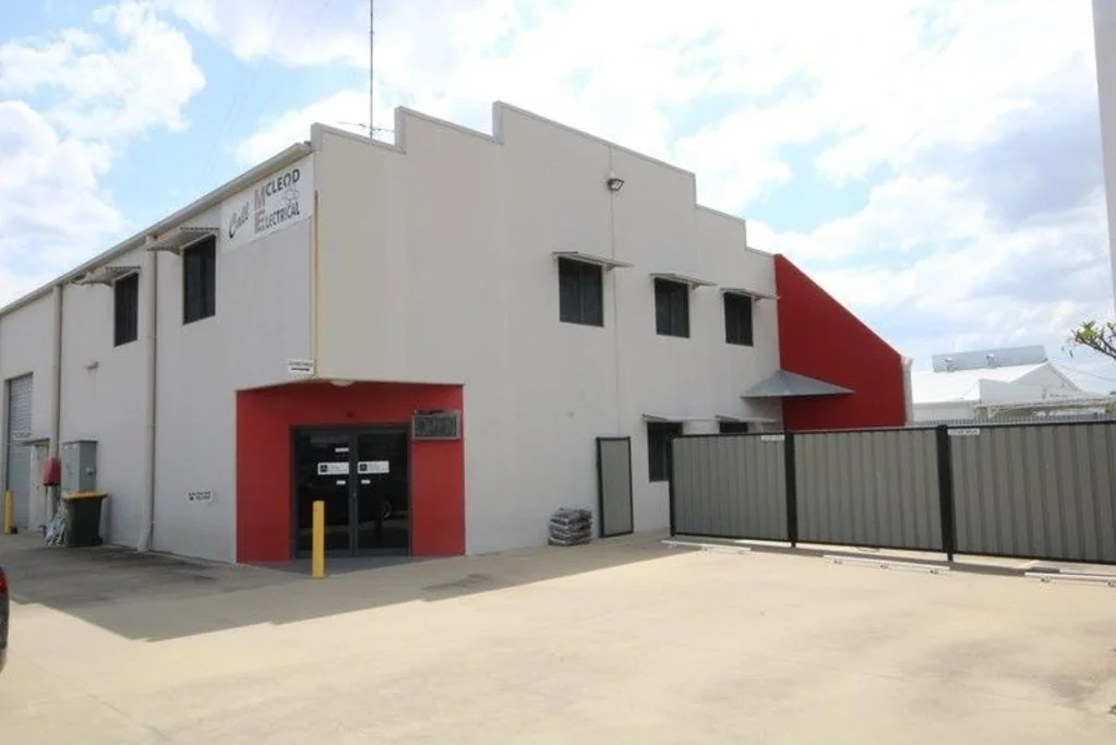 Kawana 2침실 Industrial Warehouse/Retail with Training Facilities and Accommodation