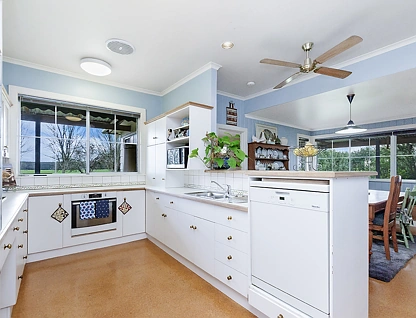 99 Liddles Lane, Drik Drik, Portland and Glenelg Shire, 5 Bedrooms, 2 Bathrooms, Lifestyle Property