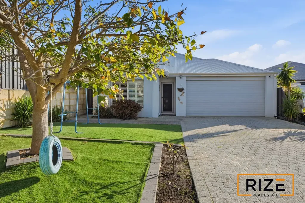 Banksia Grove 3Zimmer Family Oasis with Sparkling Pool!